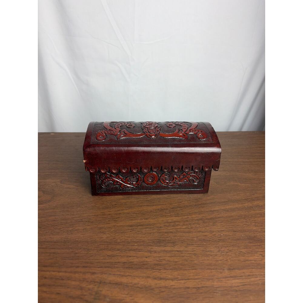 Peruvian Tooled Leather Wood Treasure Chest Jewelry Box Vintage Floral Decorativ